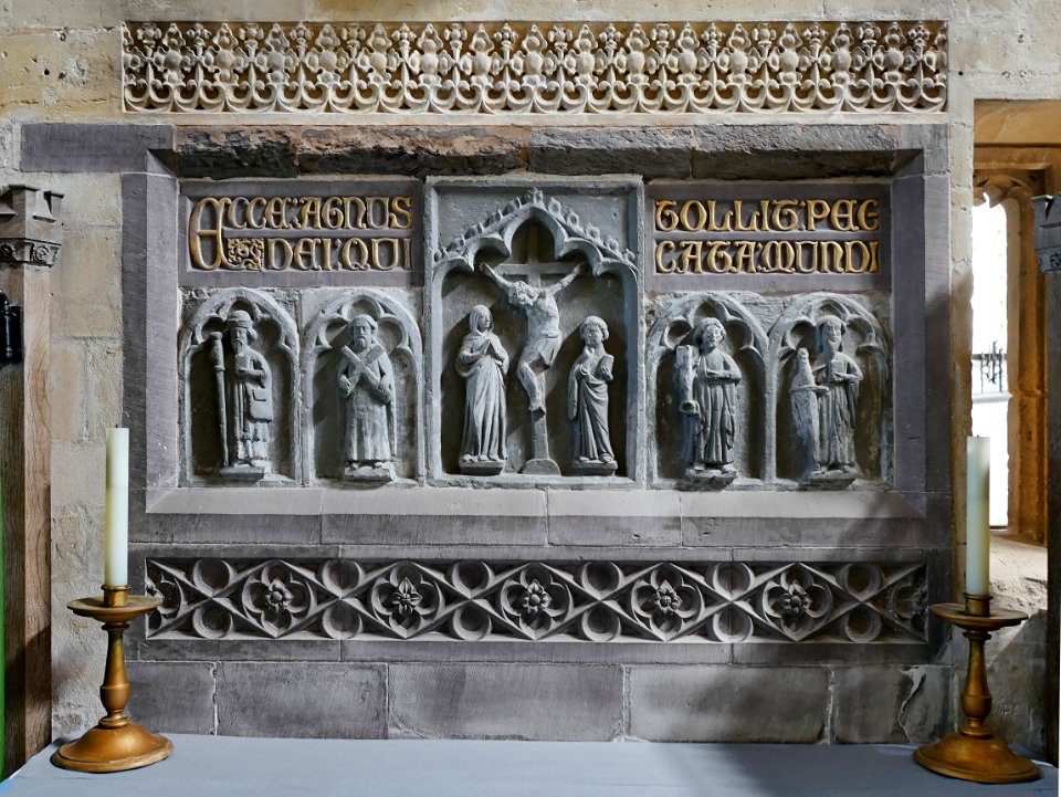 St.DavisHolyTrinityChapelAltarH1d