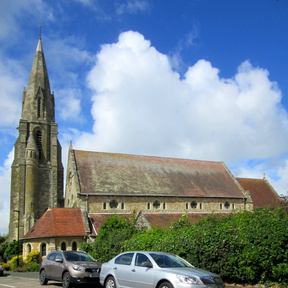 St Saviour-on-the-Cliff Church, Queens Road, Shanklin (July 2016) (5)