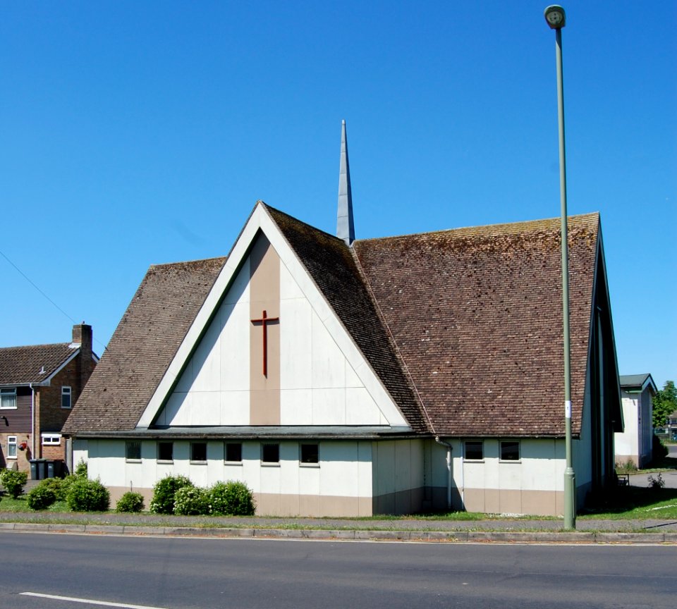 St Alban's Church, Martin Road, Leigh Park (May 2019) (4)
