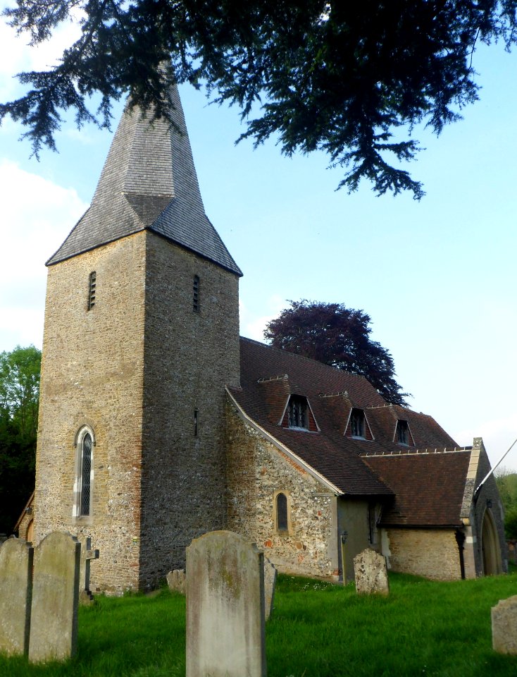 St Nicholas' Church, The Street, Compton (May 2014) (3)