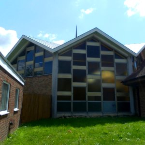 St Paul's Methodist Church, Woodfield Road, Northgate, Crawley (May 2012) (2)