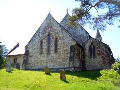 St Peter's Church, Beales Lane, Wrecclesham (May 2015) (5)