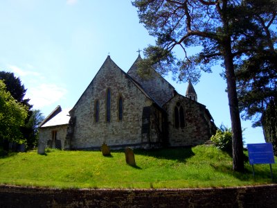 St Peter's Church, Beales Lane, Wrecclesham (May 2015) (2)