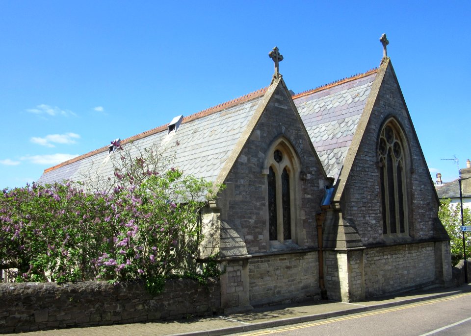 St Peter's Church, Church Street, Seaview (May 2016) (2)