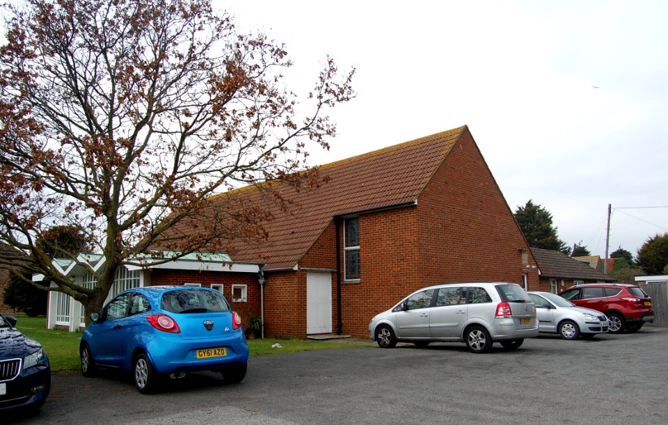 St Richard's Church, Etchingham Road, Langney, Eastbourne (February 2019) (4)