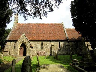 St Peter's Church, Church Road, Havenstreet (May 2016) (9)