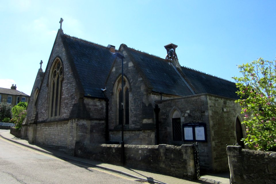 St Peter's Church, Church Street, Seaview (May 2016) (4)