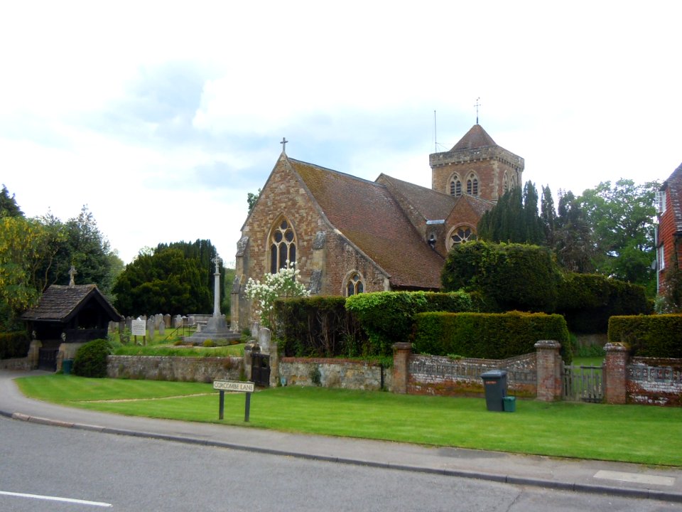 St Mary's Church, Petworth Road, Chiddingfold (May 2014) (11)