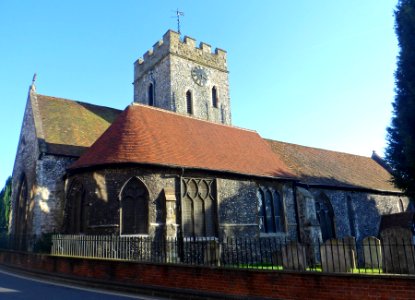 St Mary's Church, Quarry Street, Guildford (April 2014) (1)