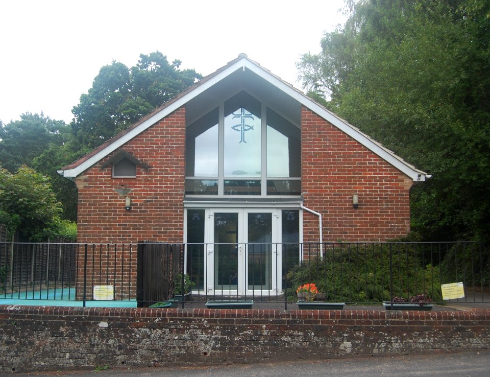 St Paul's United Reformed Church, Hill Brow Road, Hill Brow (July 2019) (7)