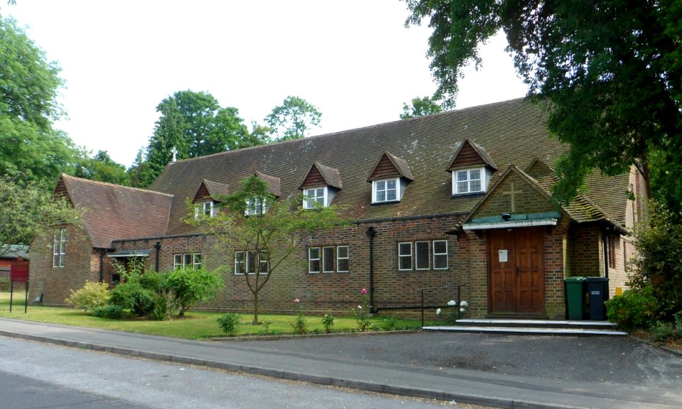 St Paul's Church, Warren Road, Nork (July 2013) (1)