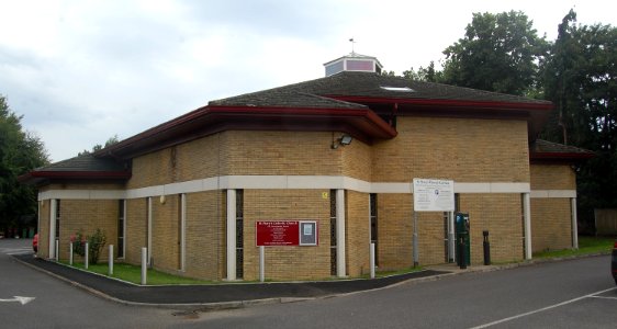 St Mary's Church, Normandy Street, Alton (July 2019) (1)