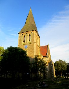 St Peter's Church, Burwood Road, Hersham (NHLE Code 1188005) (June 2015) (3)