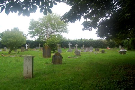 St Mary's Church, Station Road, West Liss (NHLE Code 1263858) (July 2019) (Churchyard)