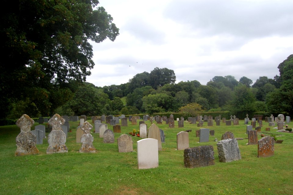 St Mary's Church, High Street, Selborne (NHLE Code 1351131) (July 2019) (Churchyard) (3)