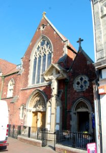St Mary's RC Church, High Street, Gosport (April 2019) (1)