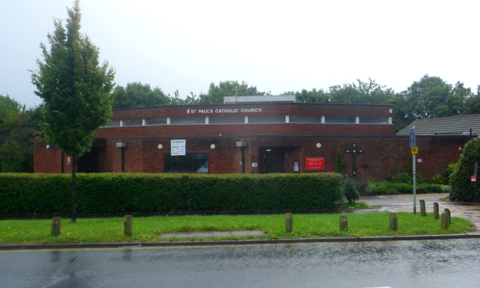 St Paul's RC Church, Allaway Avenue, Paulsgrove (August 2017) (1)