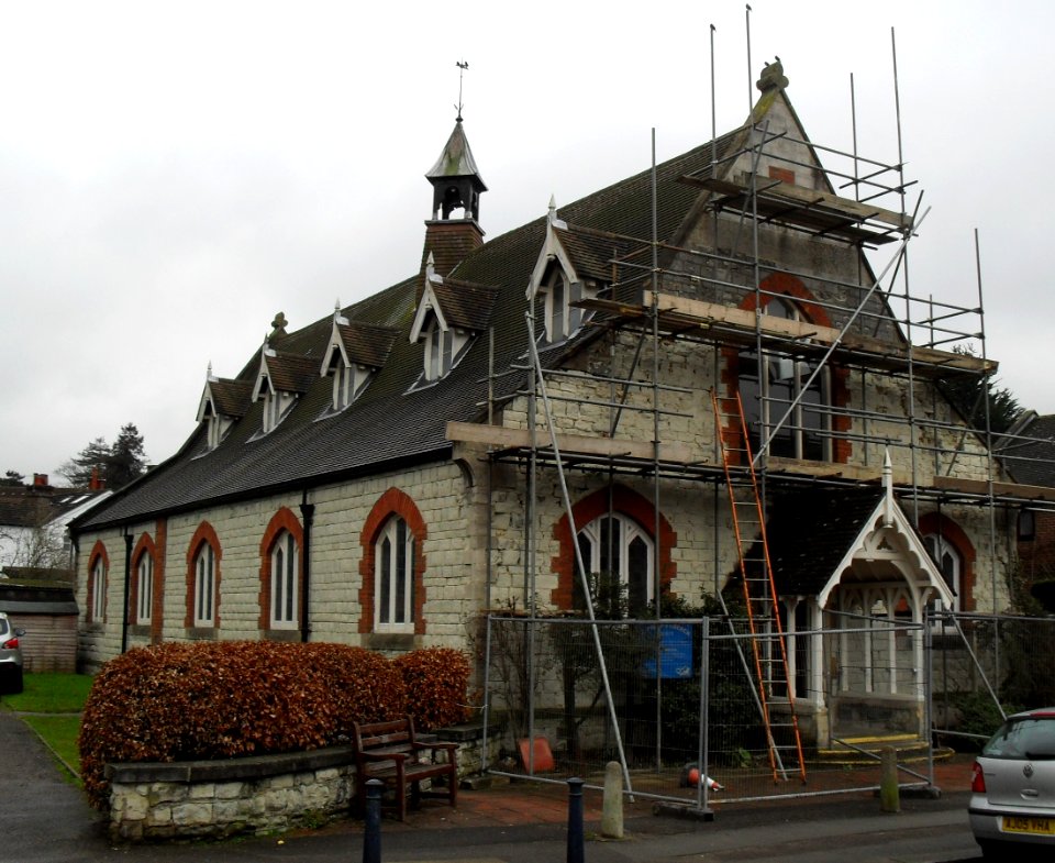 St Philip's Church, Nutley Lane, Reigate (January 2011) (2)