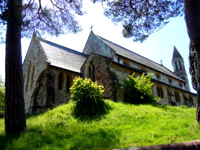 St Peter's Church, Beales Lane, Wrecclesham (May 2015) (1)