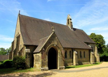 St Philip's Church, Ticehurst Road, Burwash Weald (June 2015) (7)