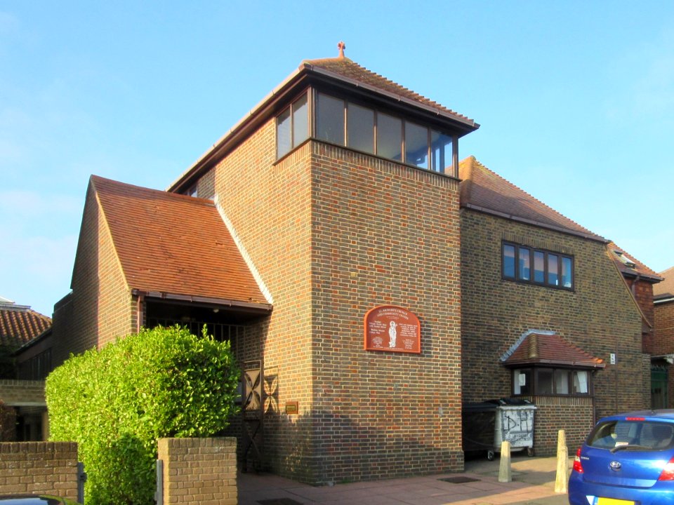 St Richard's Church, Egmont Road, The Knoll, Hangleton (December 2016) (1)