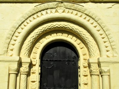 St Mary, Iffley, south door 07