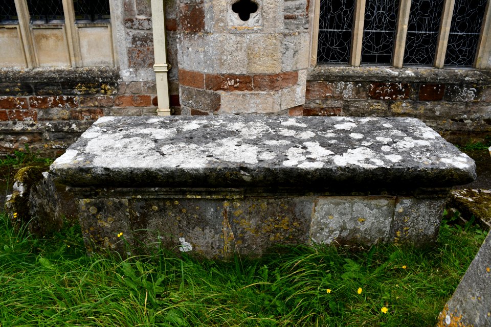 St Swithun's churchyard, Woodbury (2020-09-11) 15
