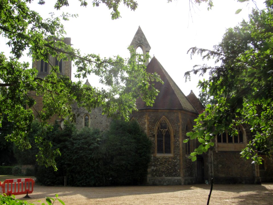 St Mary's Church, Oatlands Avenue, Oatlands, Weybridge (NHLE Code 1030180) (June 2015) (6)