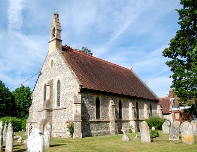 St Thomas's Church, Botley Road, Fair Oak (June 2019) (6)