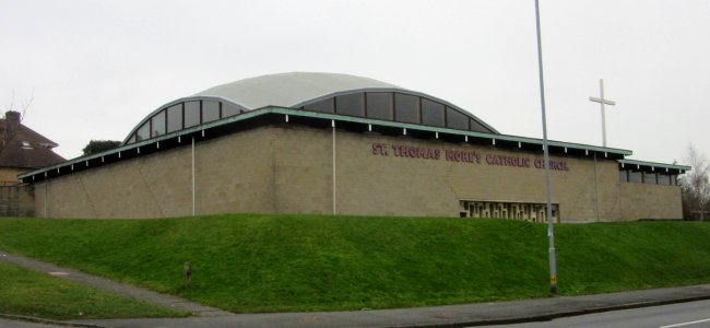 St Thomas More RC Church, Braybon Avenue, Patcham (December 2016) (3)