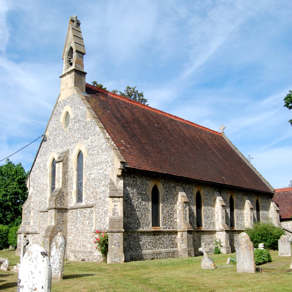 St Thomas's Church, Botley Road, Fair Oak (June 2019) (7)