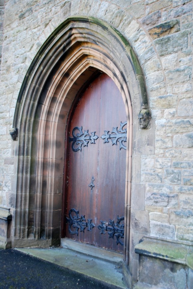 St Thomas, Lydiate 05