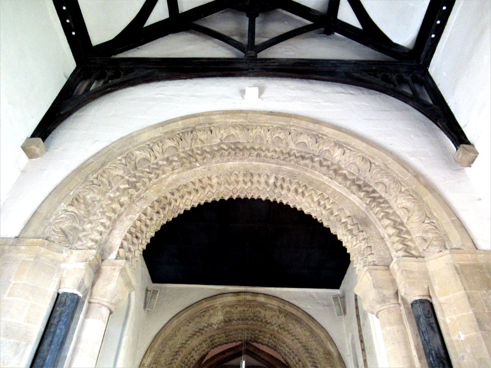 St Mary, Iffley, crossing arch