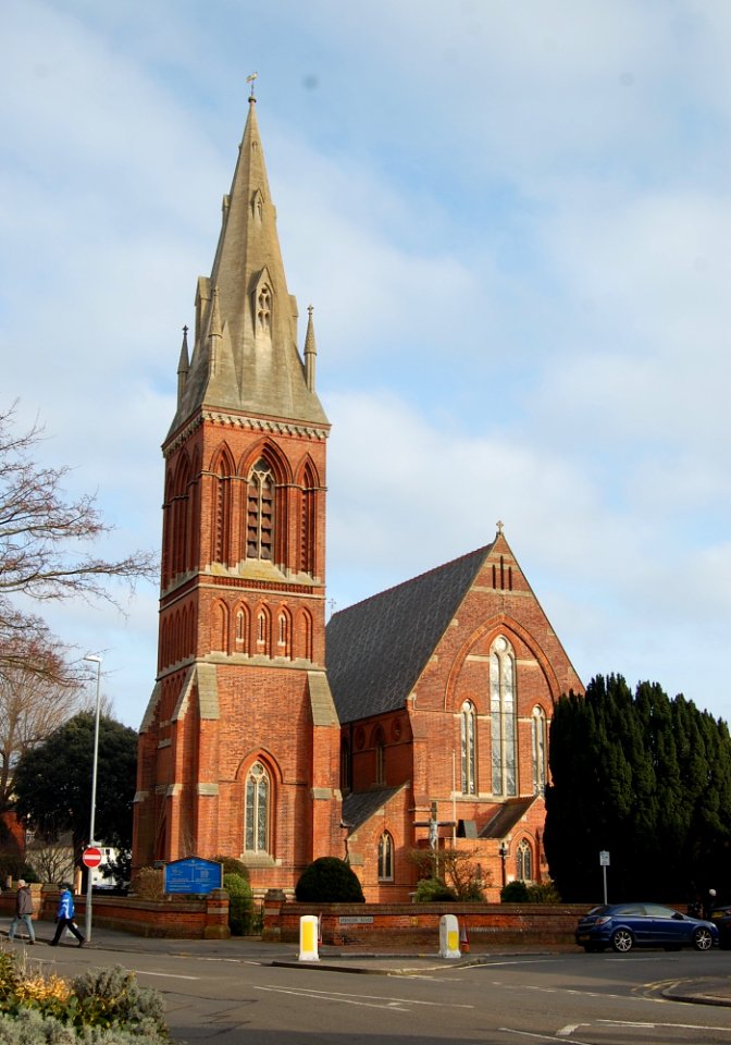 St Saviour's Church, South Street, Eastbourne (NHLE Code 1190569) (February 2019) (12)