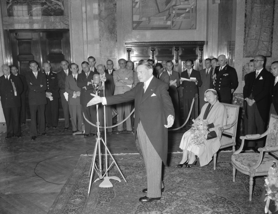Staatsbezoek Franse president Coty aan Nederland. Derde dag. Rotterdam. Ontvangs, Bestanddeelnr 906-6160