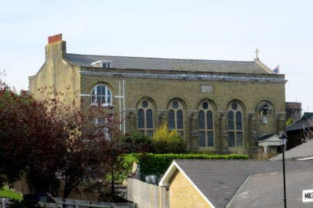 St Thomas of Canterbury's RC Church, Terminus Road, Cowes, Isle of Wight (May 2016) (1)