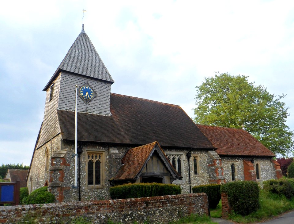 St Thomas of Canterbury's Church, The Street, East Clandon (May 2014) (8)