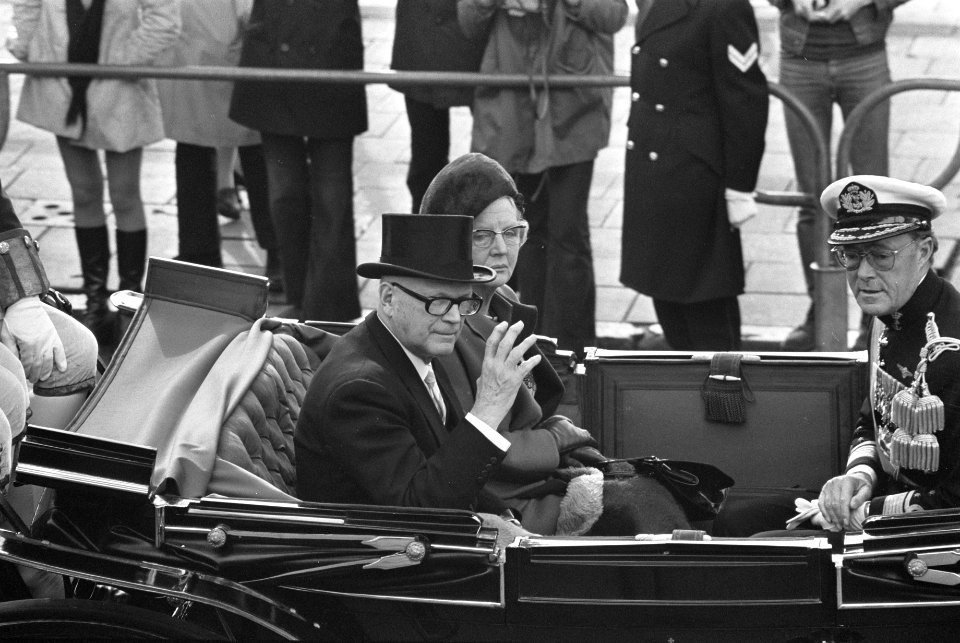 Staatsbezoek President Kekkonen van Finland aan Nederland Kekkonen en Koninklijk, Bestanddeelnr 925-9706