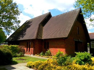 St Richard's Church, Gales Drive, Three Bridges