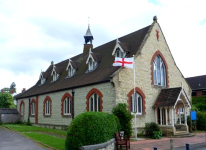 St Philip's Church, Nutley Lane, Reigate (June 2013) (4)