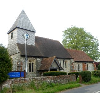 St Thomas of Canterbury's Church, The Street, East Clandon (May 2014) (1)