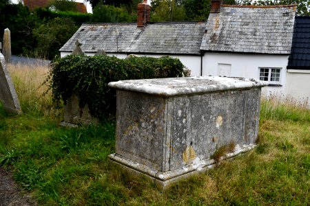 St Swithun's churchyard, Woodbury (2020-09-11) 10