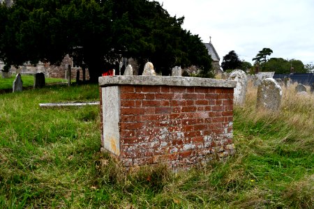 St Swithun's churchyard, Woodbury (2020-09-11) 03