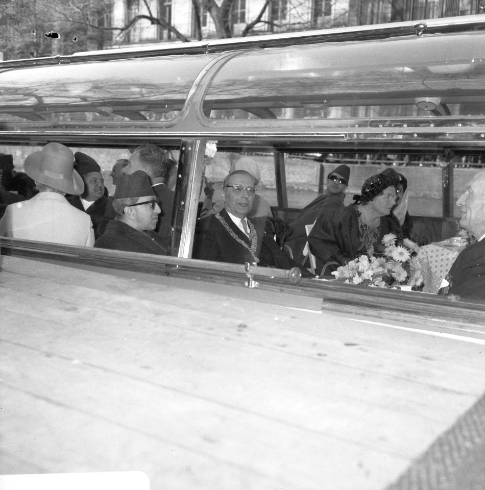 Staatsbezoek Koningin en Koning van Nepal aan Amsterdam, Bestanddeelnr 920-2628