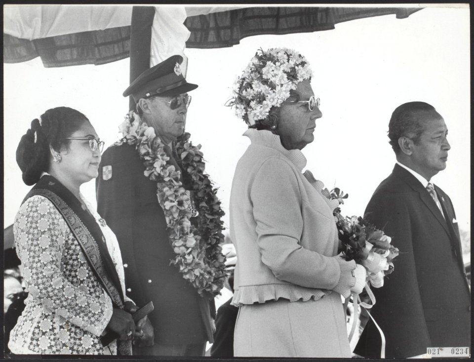 Staatsbezoek koningin Juliana en Bernhard aan Indonesie, Bestanddeelnr 021-0234