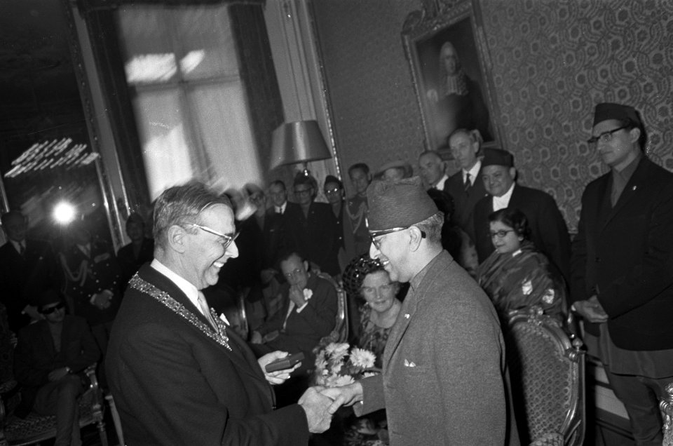 Staatsbezoek Koningin en Koning van Nepal aan Amsterdam, Bestanddeelnr 920-2633