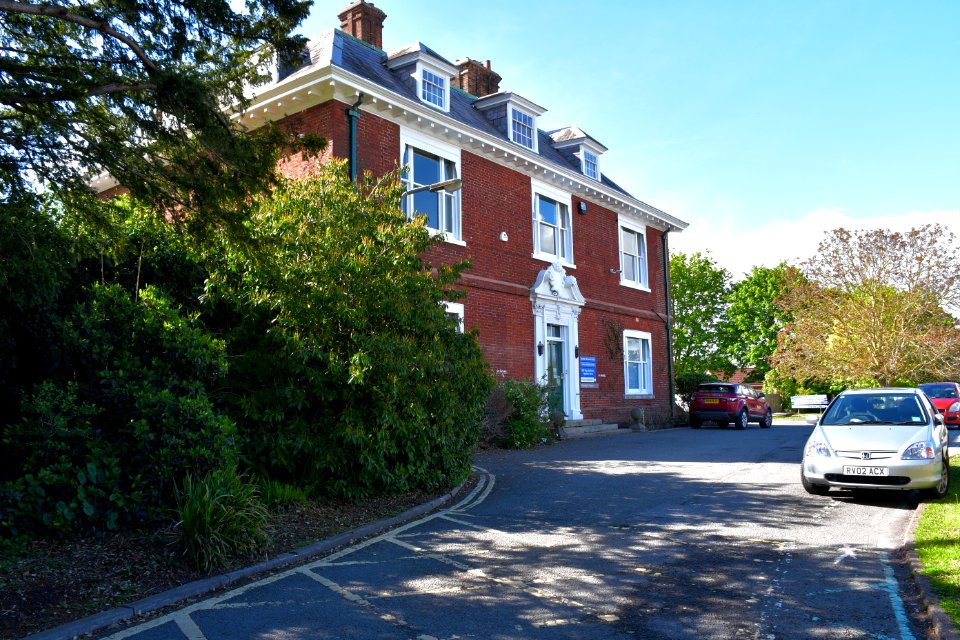 St Thomas, Exeter (2021-05-19) 03