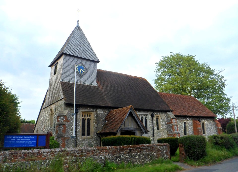 St Thomas of Canterbury's Church, The Street, East Clandon (May 2014) (2)