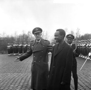 Staatsbezoek president Nyerere van Tanzania, Prins Bernhard en president Nyerere, Bestanddeelnr 917-6691