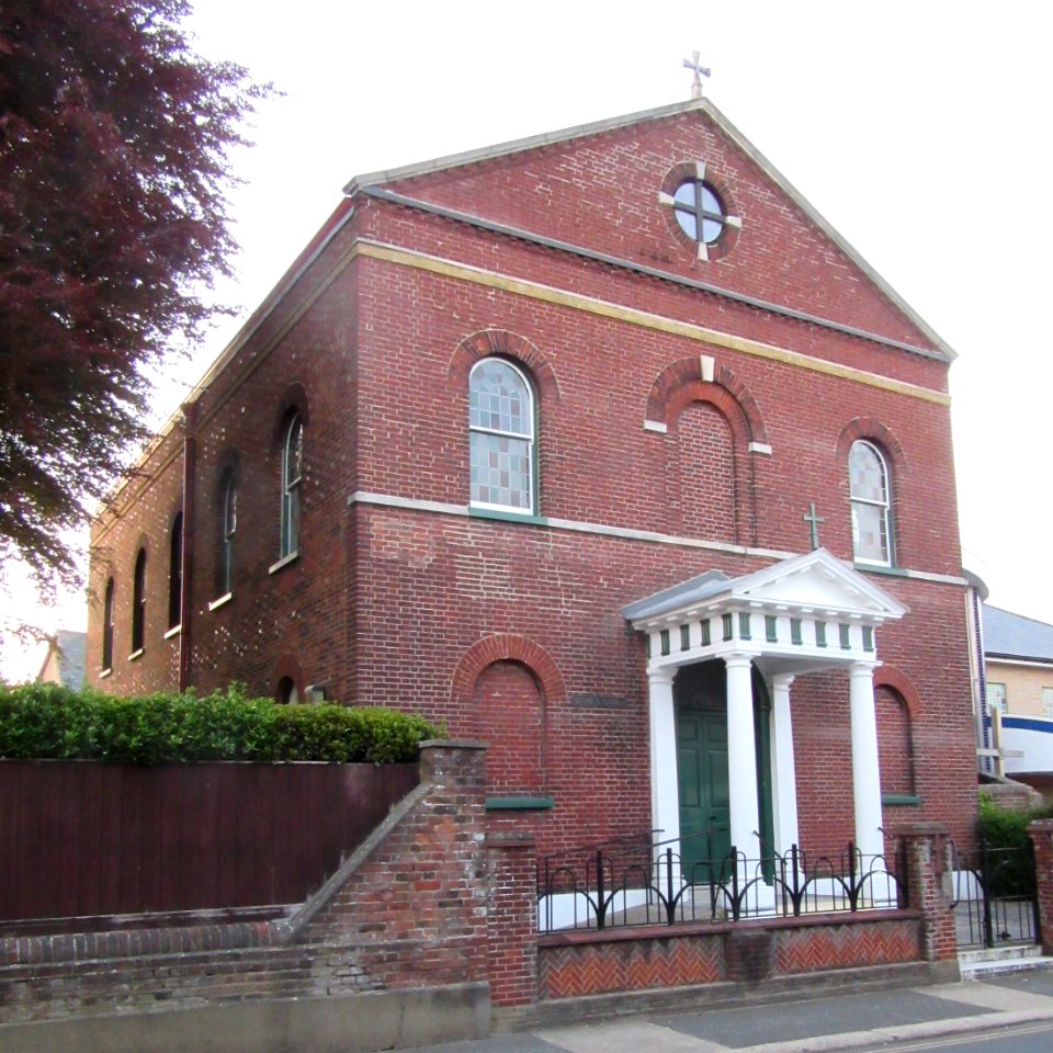 St Thomas of Canterbury's RC Church, Pyle Street, Newport, Isle of Wight (May 2016) (3)